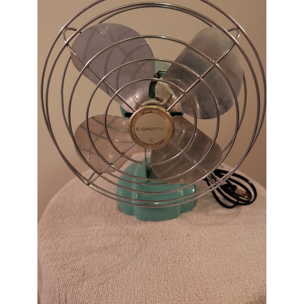 Vintage MCM ESKIMO Desk Wall Fan 081002 Aqua Turquoise Blue Bullet Back Works